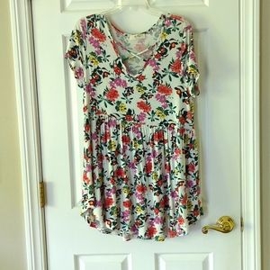 Flowered tunic top